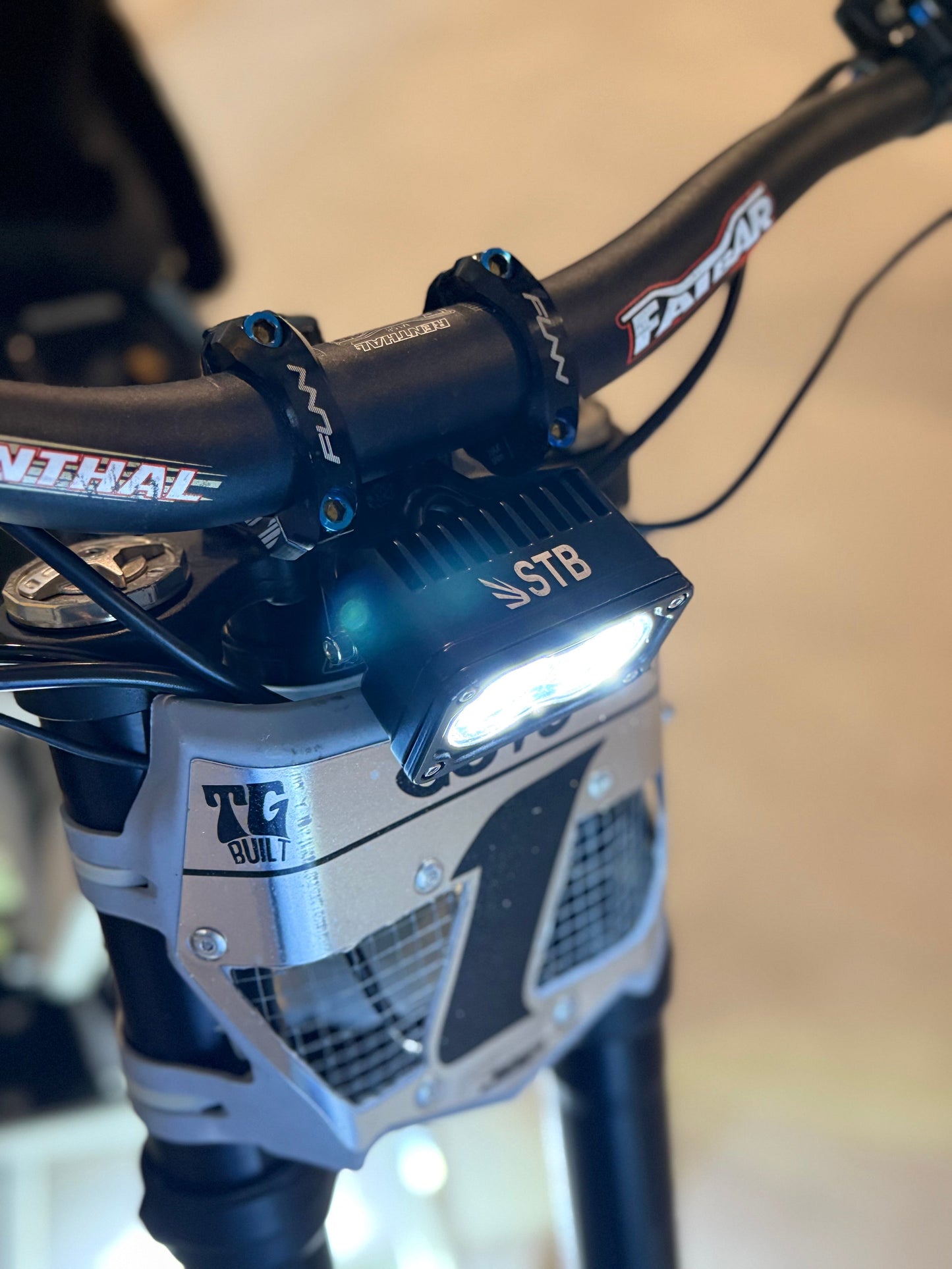 (PREORDER) Plug n Play Metal "Baja" Style Headlight